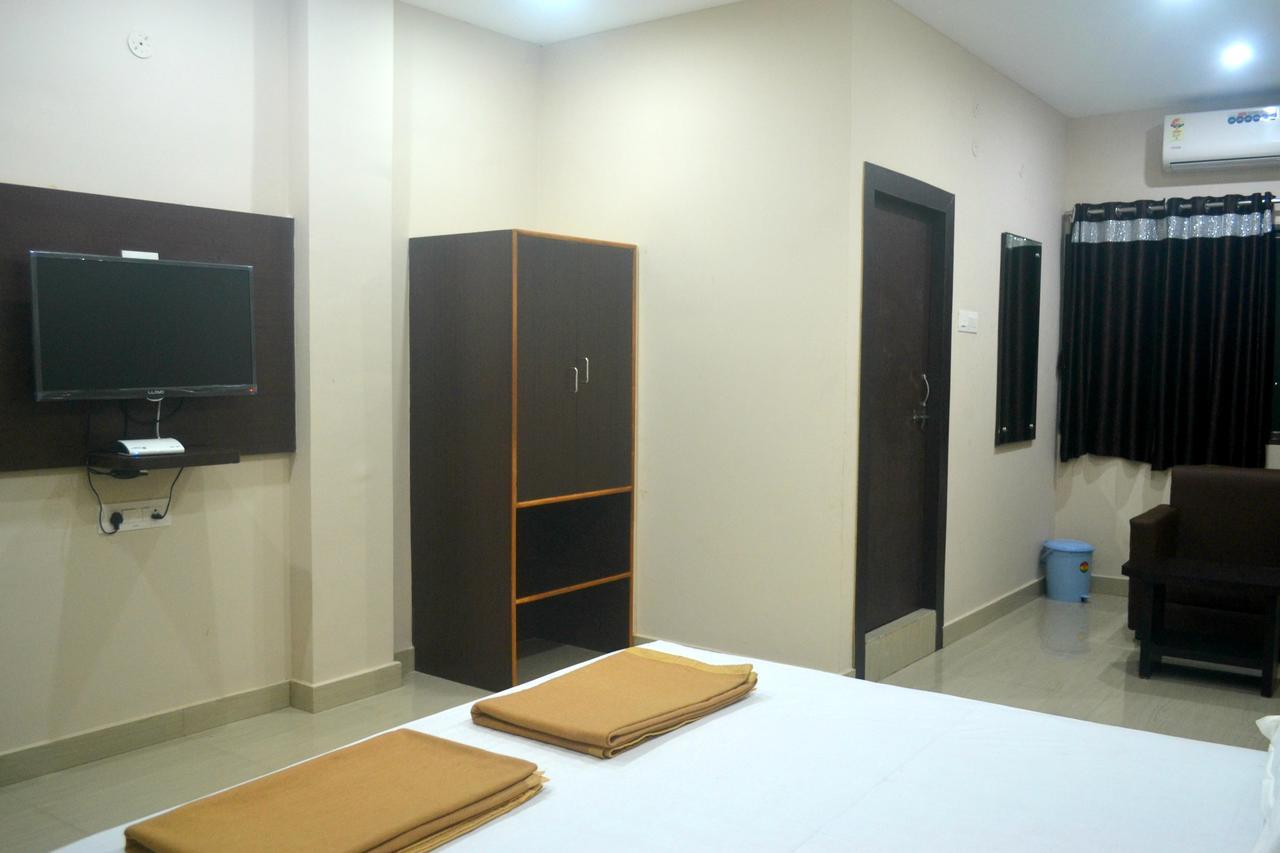 Hotel Bhammars Balangir Pokój zdjęcie