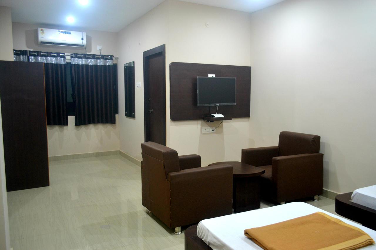 Hotel Bhammars Balangir Pokój zdjęcie