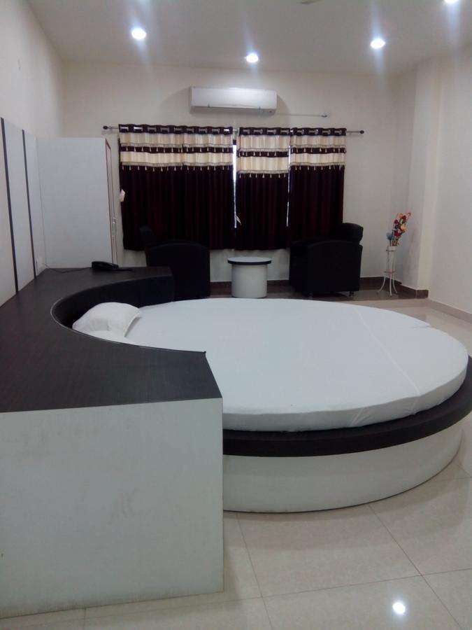 Hotel Bhammars Balangir Zewnętrze zdjęcie